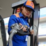 Bộ Công Thương muốn đóng dấu mật thông tin giá điện, xăng dầu