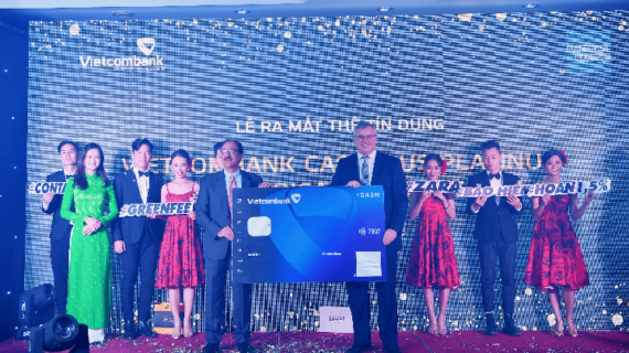 Vietcombank ra mắt thẻ hoàn tiền không giới hạn